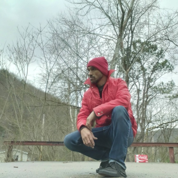 Meet your Posher, Ak - Picture 3 of 11